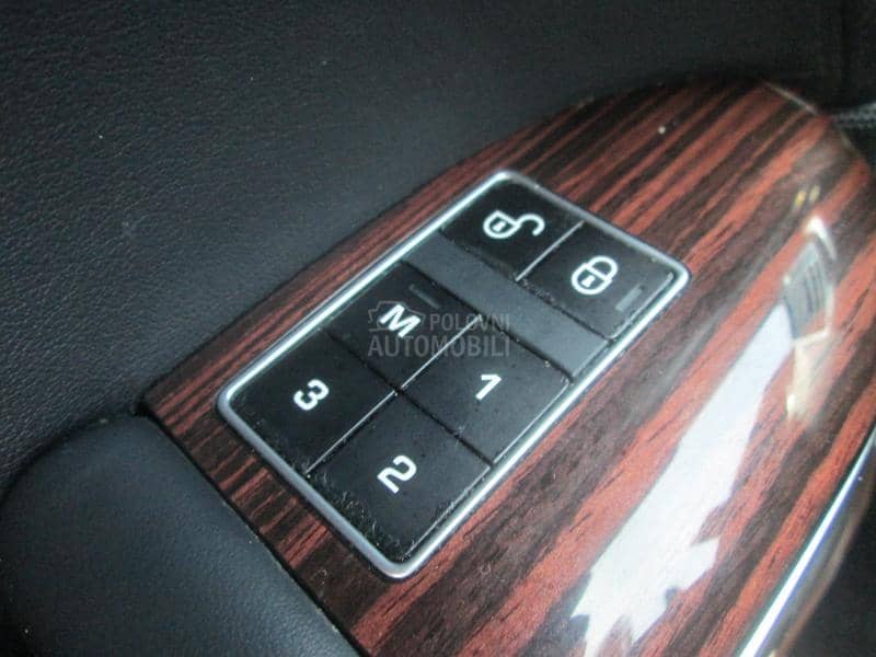 Land Rover Range Rover Vogue 3.0 TDV6