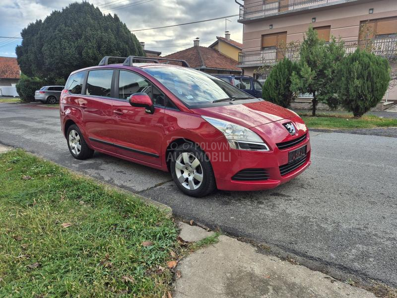 Peugeot 5008 1.6 HDI TOOP Peugeot 5008 1.6 HDI TOOP