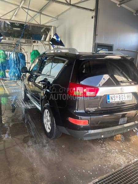 Peugeot 4007 
