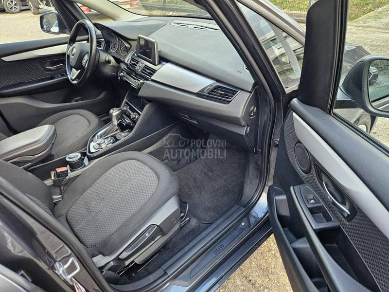 BMW 218 D Pano Aut