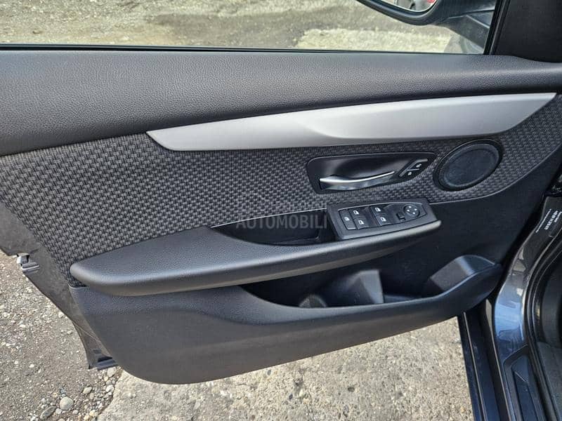 BMW 218 D Pano Aut