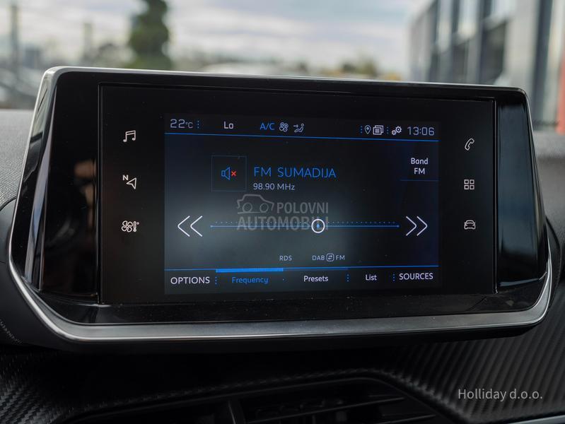 Peugeot 2008 1.2PureTech Led Nav