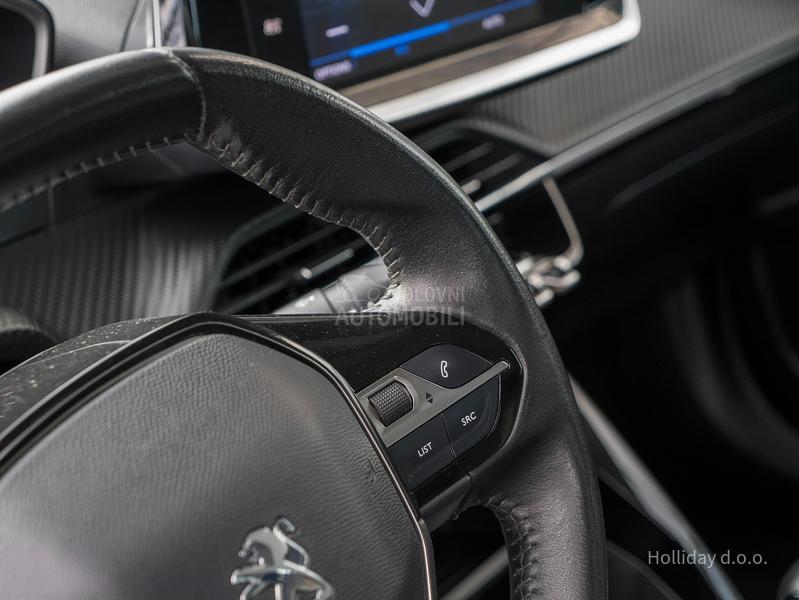 Peugeot 2008 1.2PureTech Led Nav