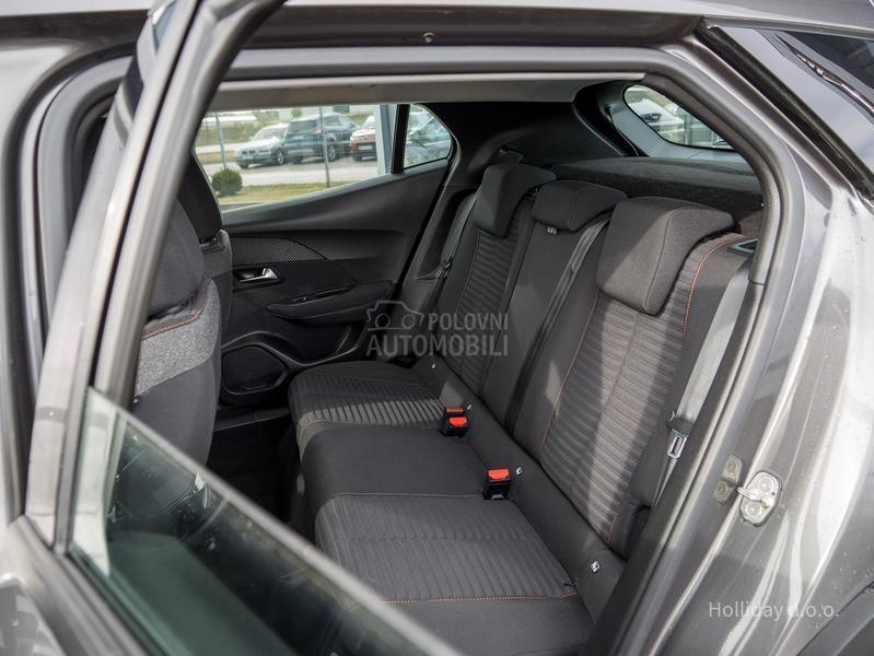 Peugeot 2008 1.2PureTech Led Nav