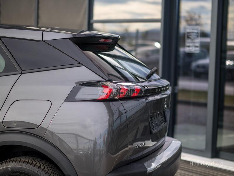 Peugeot 2008 1.2PureTech Led Nav