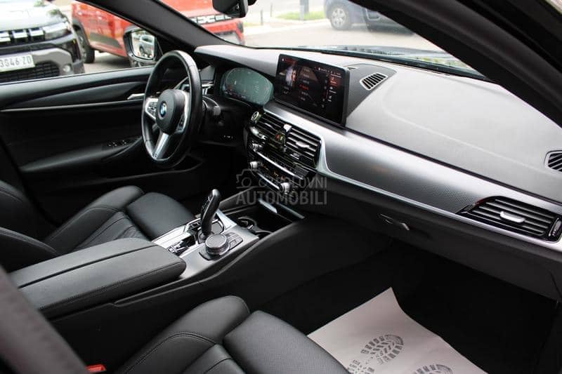 BMW 520 2.0D XDRIVE M