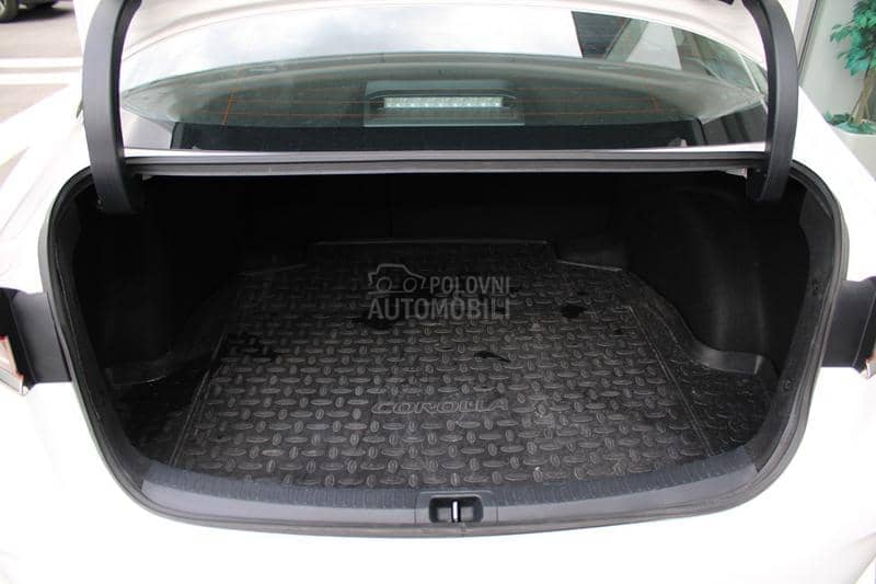 Toyota Corolla 1.5 Luna