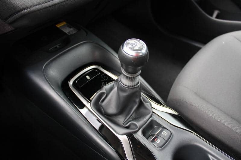 Toyota Corolla 1.5 Luna