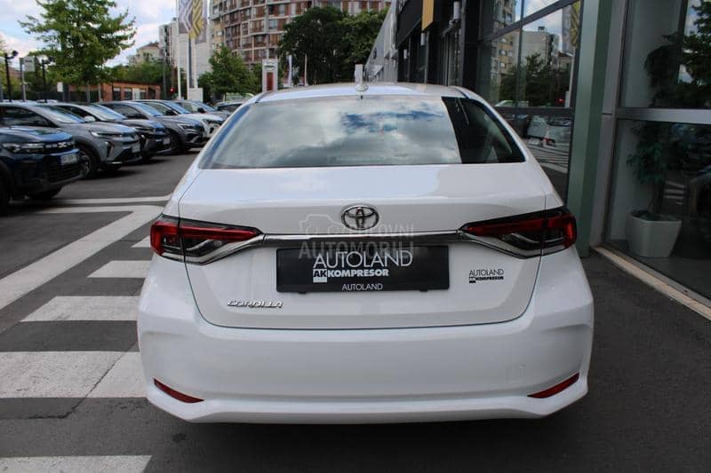 Toyota Corolla 1.5 Luna