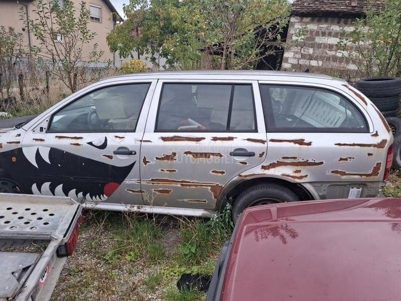 Škoda Octavia 4x4 2001. god. -  kompletan auto u delovima