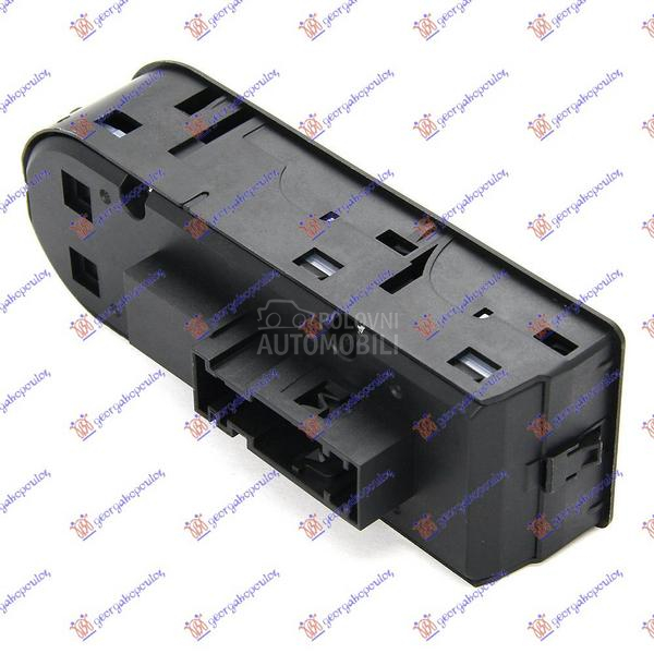 PREKIDAC U PREDNJIM VRATIMA (4