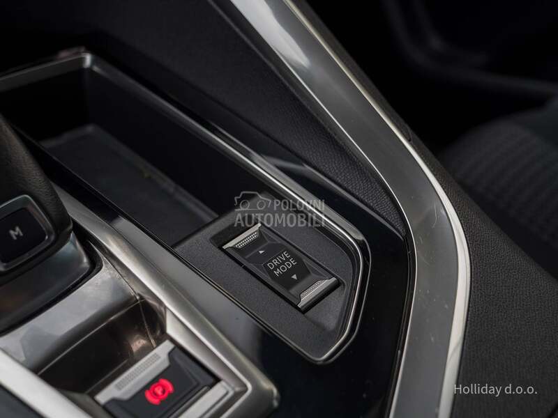 Peugeot 3008 1.5BlueHDI Aut