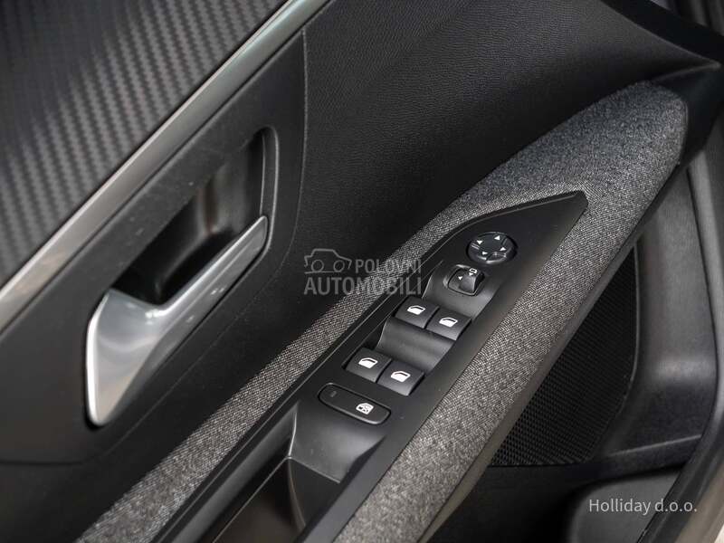 Peugeot 3008 1.5BlueHDI Aut