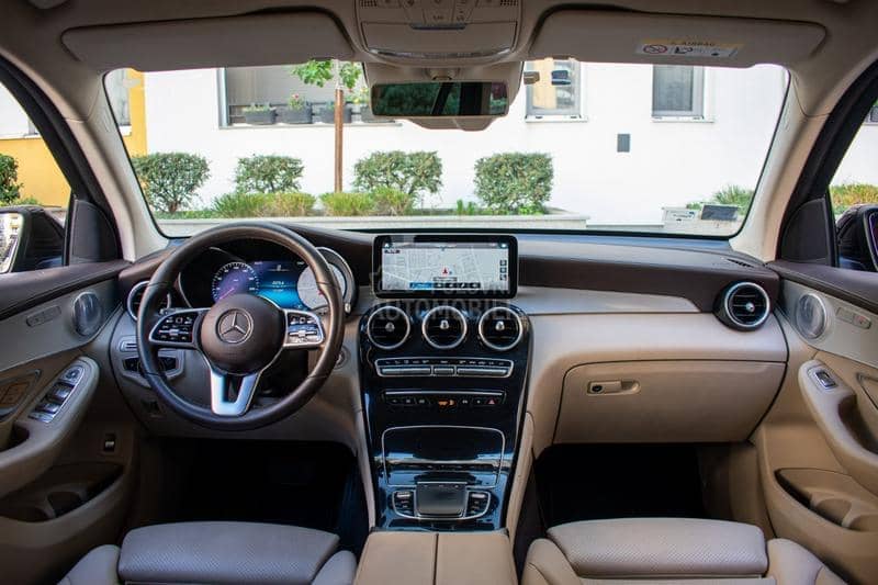 Mercedes Benz GLC 300 GLC300D AMG