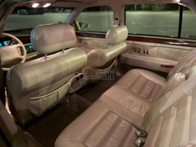 Cadillac Deville 