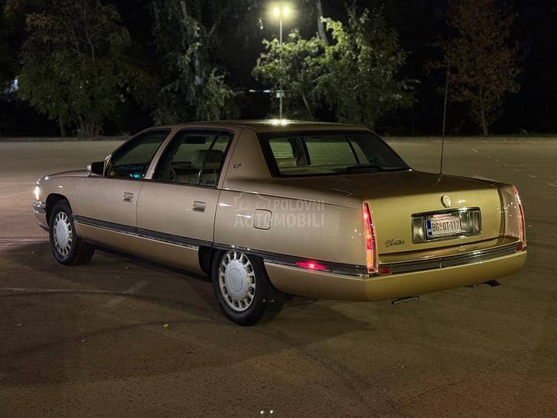 Cadillac Deville 