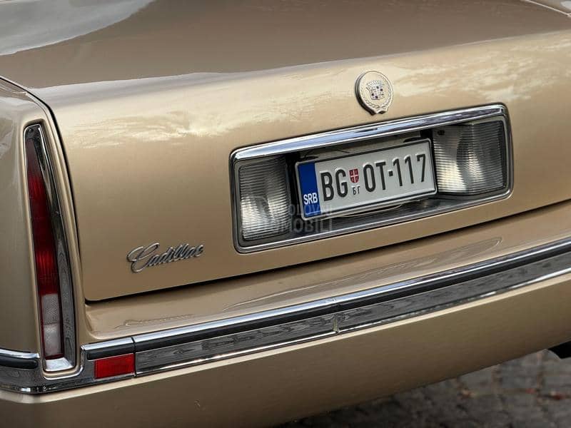 Cadillac Deville 