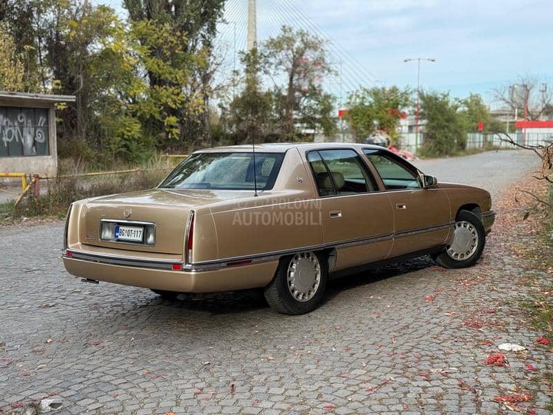Cadillac Deville 