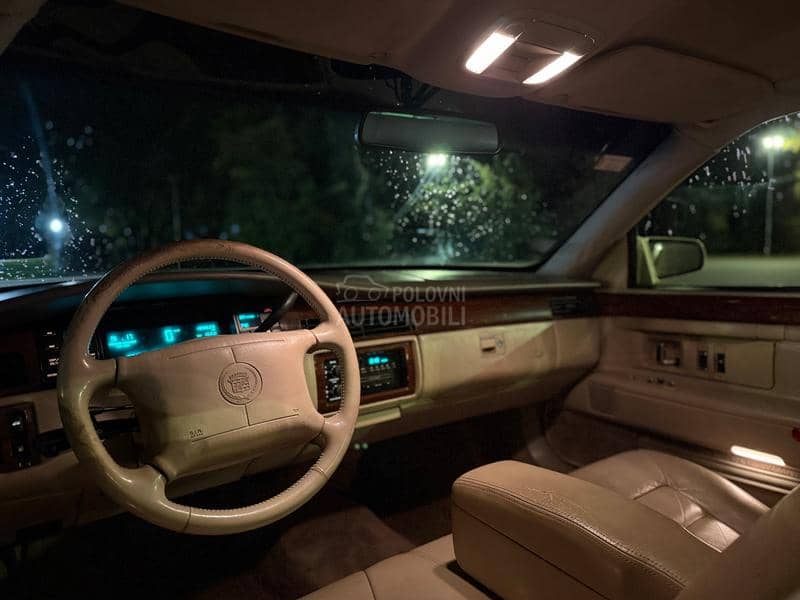 Cadillac Deville 