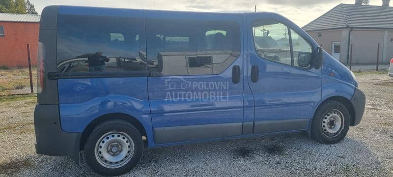 Opel Vivaro 2.5 CDTI