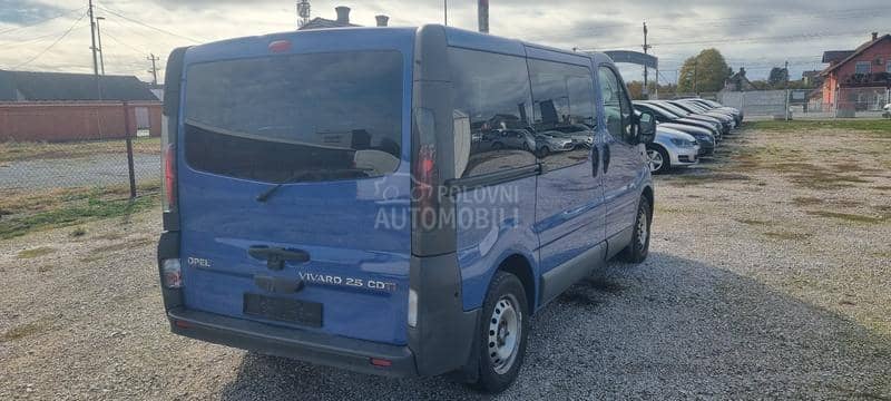 Opel Vivaro 2.5 CDTI