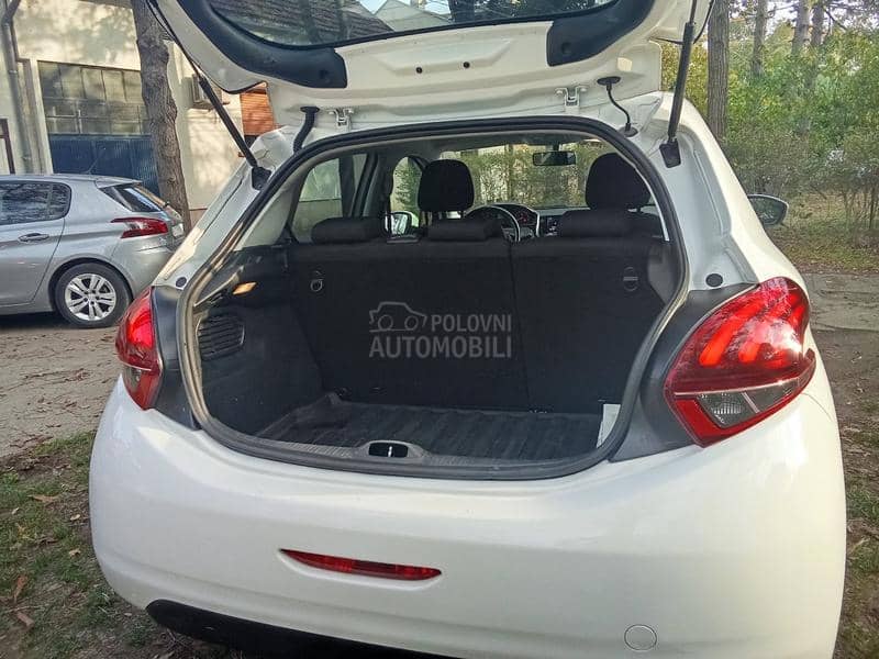 Peugeot 208 1,5hdi 6,9,0,0,0,k,m