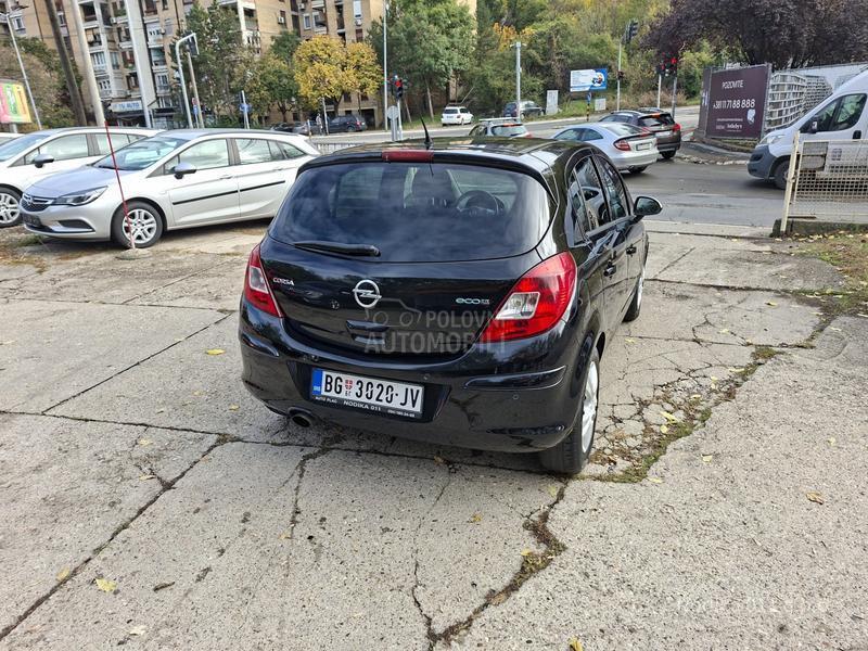 Opel Corsa D 1,2 b