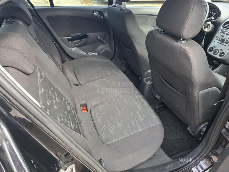 Opel Corsa D 1,2 b