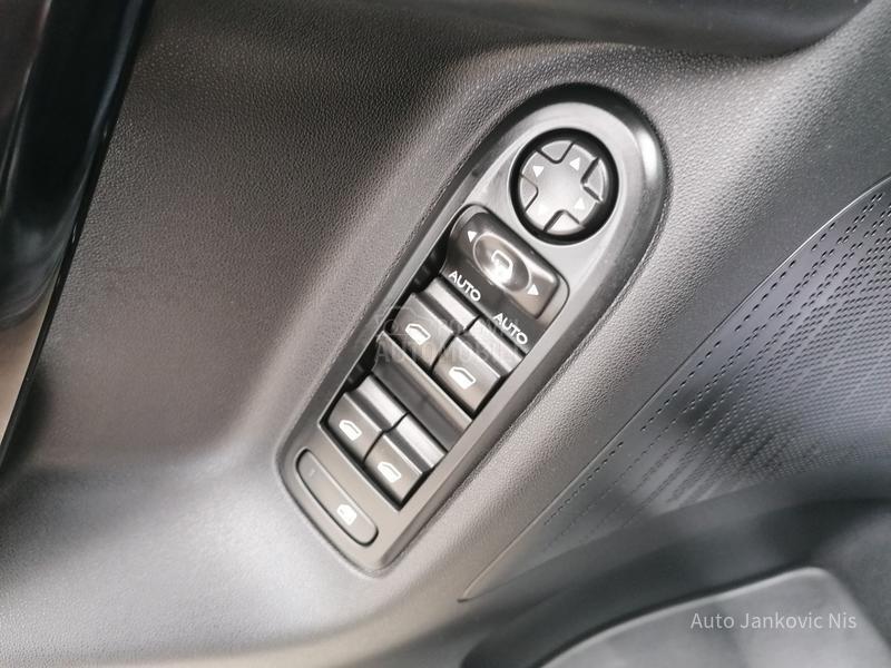 Citroen C3 1.2i EXCLUSIVE CH