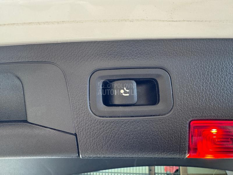 Mercedes Benz A 180 LED/BLACK Mercedes Benz A 180 LED/BLACK