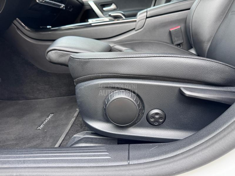 Mercedes Benz A 180 LED/BLACK Mercedes Benz A 180 LED/BLACK