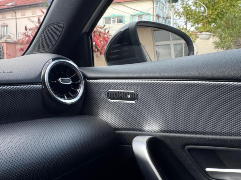 Mercedes Benz A 180 LED/BLACK Mercedes Benz A 180 LED/BLACK