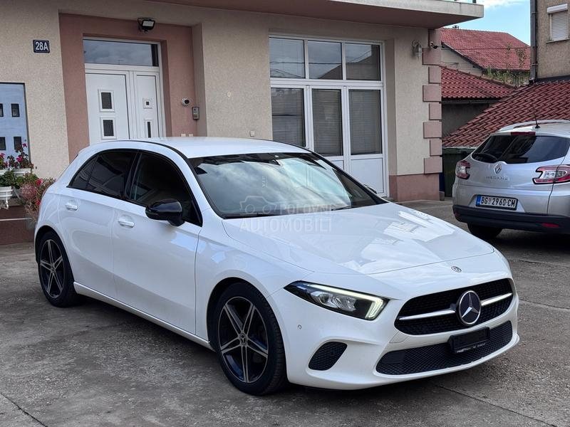 Mercedes Benz A 180 LED/BLACK Mercedes Benz A 180 LED/BLACK