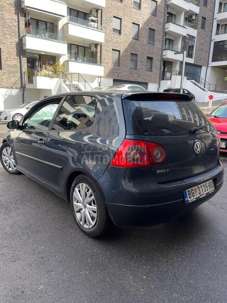 Volkswagen Golf 5  Volkswagen Golf 5