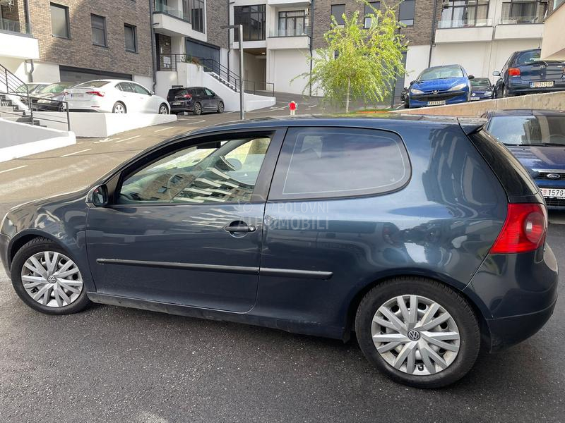 Volkswagen Golf 5  Volkswagen Golf 5