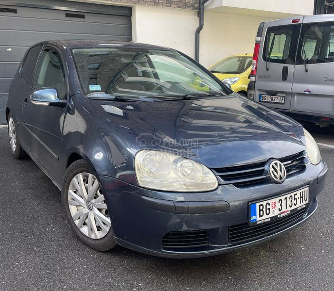 Volkswagen Golf 5  Volkswagen Golf 5
