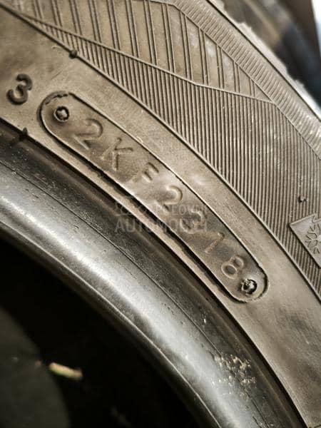 Starmaxx 195/55 R16 Zimska