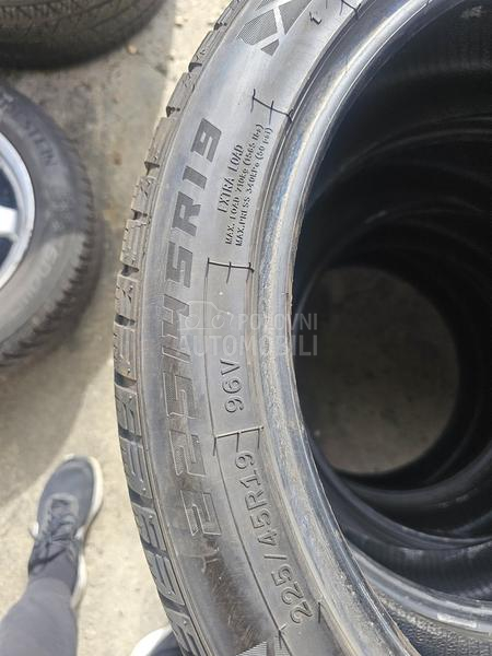Windforce 225/45 R19 Zimska