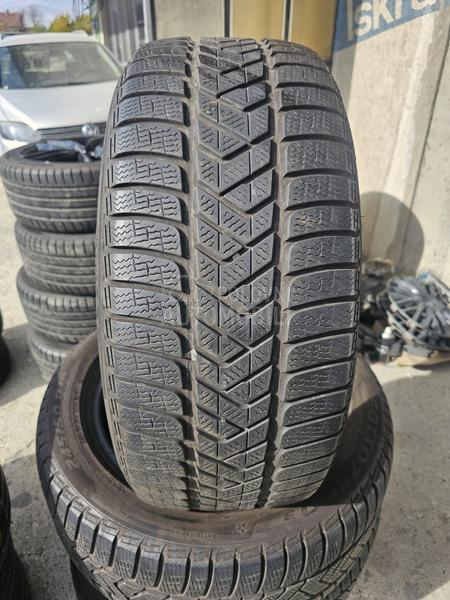 Pirelli 245/50 R18 Zimska