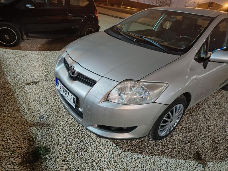 Toyota Auris 2.0