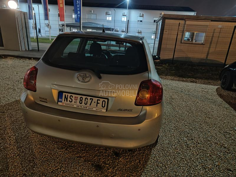 Toyota Auris 2.0