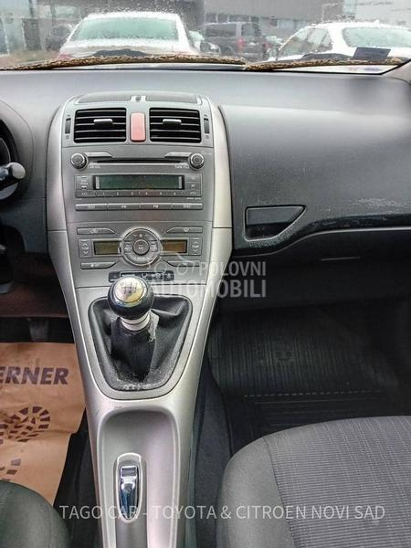 Toyota Auris 2.0