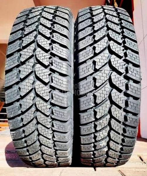 Starmaxx 225/65 R16 Zimska