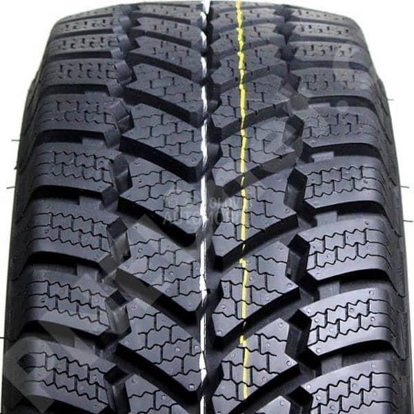 Starmaxx 225/75 R16 Zimska