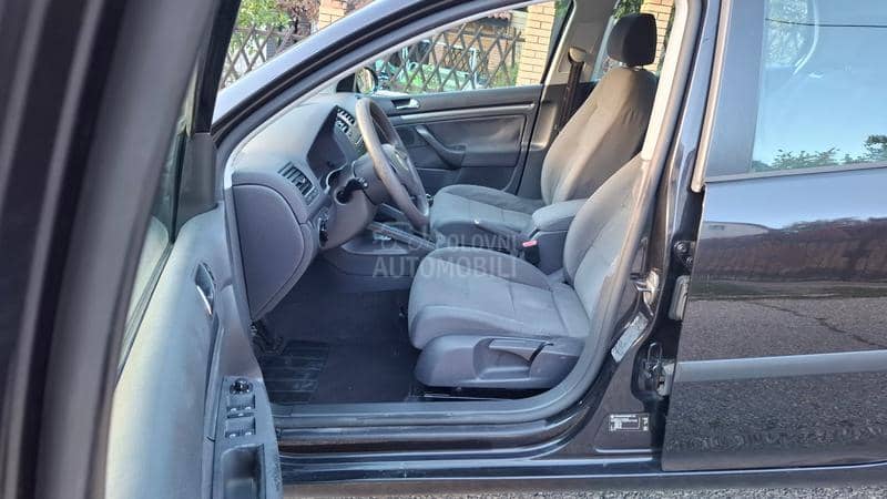 Volkswagen Golf 5 1.9 TDI 77 k.w