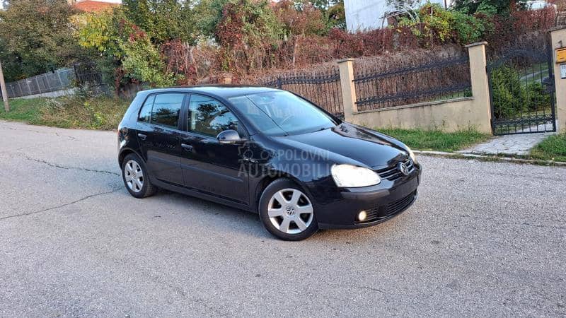 Volkswagen Golf 5 1.9 TDI 77 k.w