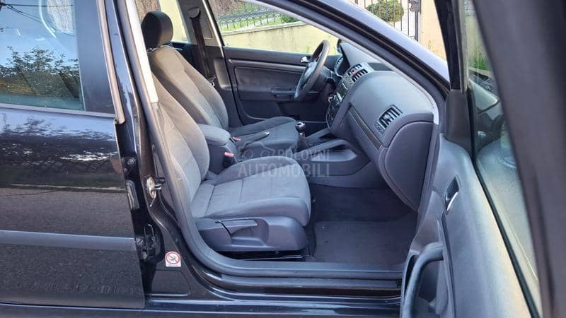 Volkswagen Golf 5 1.9 TDI 77 k.w