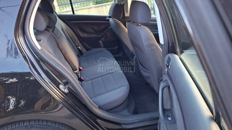 Volkswagen Golf 5 1.9 TDI 77 k.w