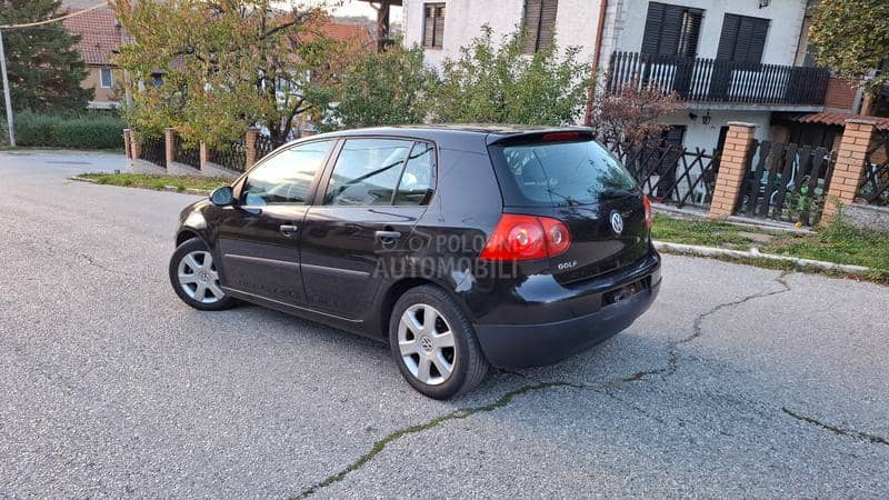 Volkswagen Golf 5 1.9 TDI 77 k.w