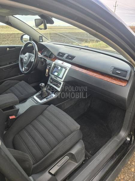 Volkswagen Passat B6 1.4 TSI. ME TAN